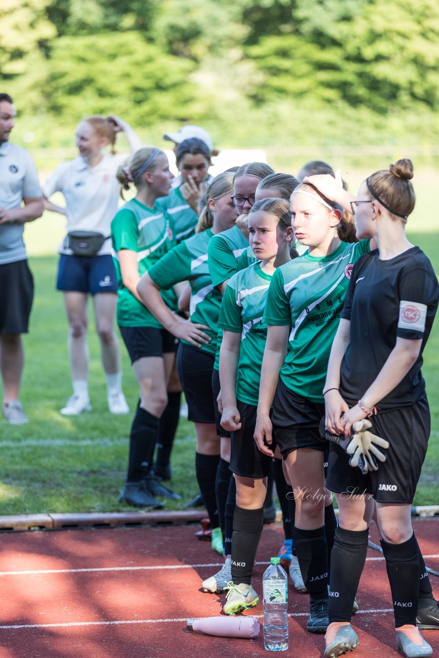 Bild 65 - Loewinnen Cup